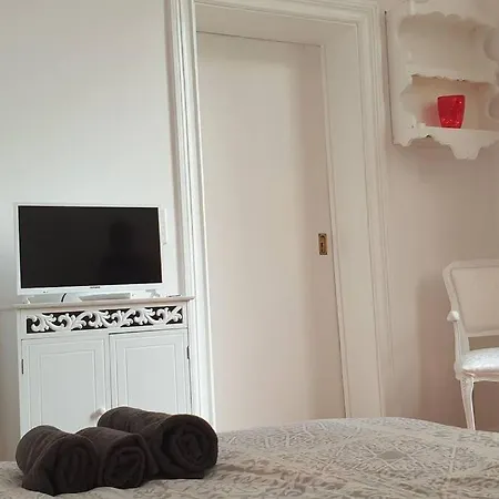 Exklusive 3-zimmer-wohnung, 2 Ebenen, Messe, Zentrum, 67 M2 *